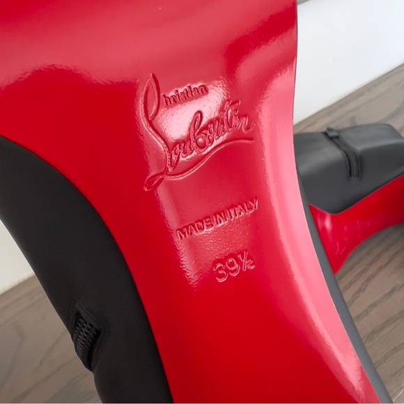 NWOB Christian Louboutin Adoxa 70 Leather Ankle Boots Booties in Black - Picture 10 of 10